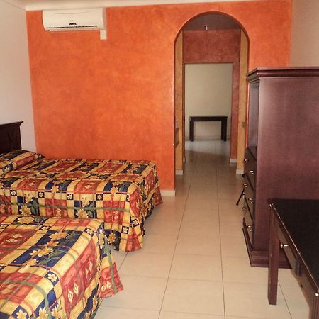 Hotel California Navojoa Εξωτερικό φωτογραφία