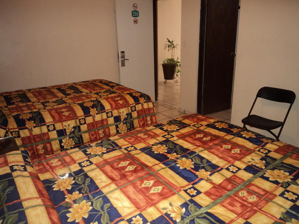 Hotel California Navojoa Εξωτερικό φωτογραφία
