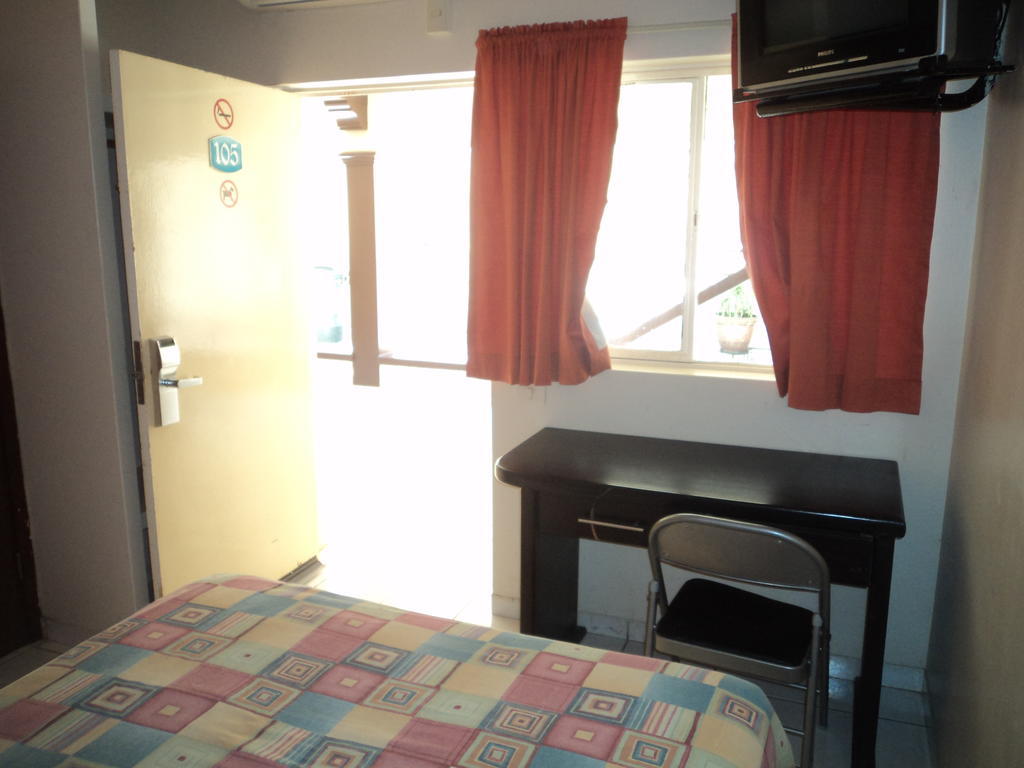 Hotel California Navojoa Δωμάτιο φωτογραφία