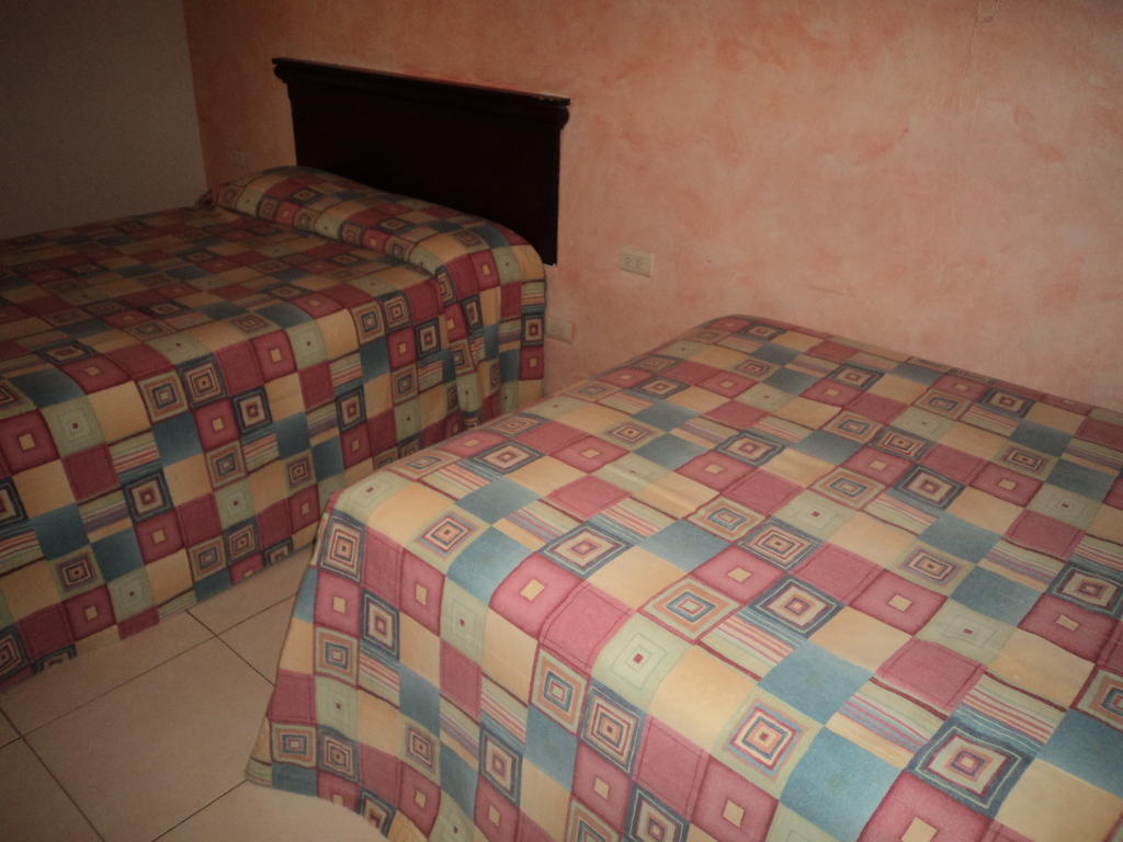Hotel California Navojoa Δωμάτιο φωτογραφία