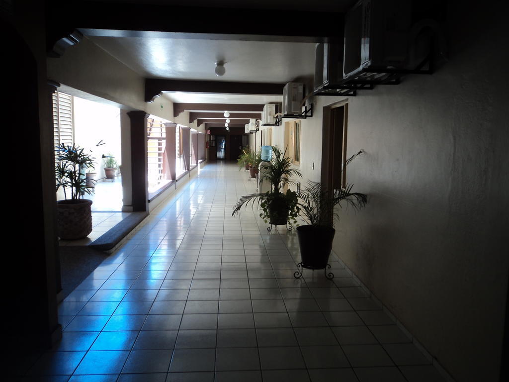 Hotel California Navojoa Εξωτερικό φωτογραφία